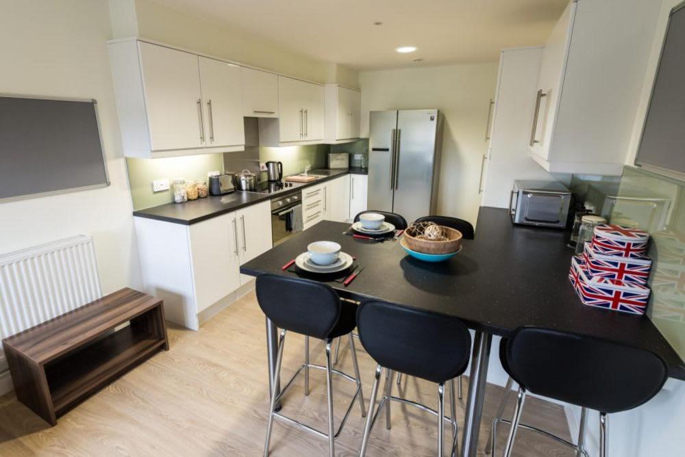 Zeni 5 Bed Apartment In Central Exeter Zewnętrze zdjęcie